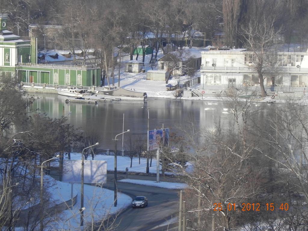 Hotel Rassvet Dnipro Exterior foto