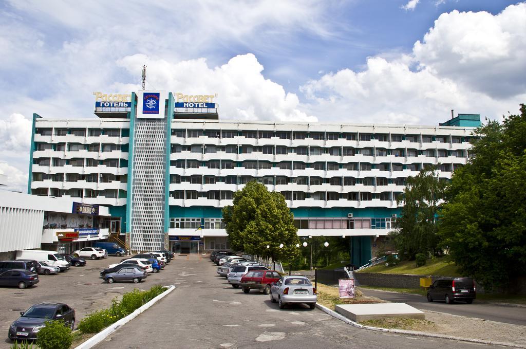 Hotel Rassvet Dnipro Exterior foto