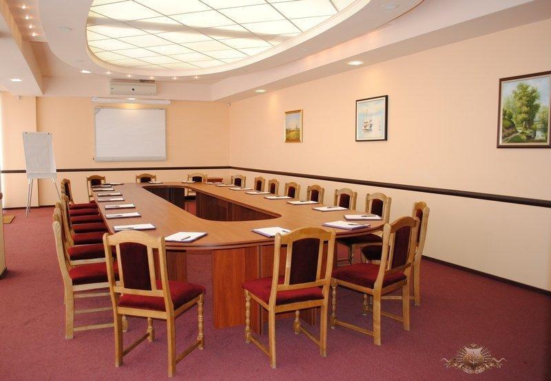 Hotel Rassvet Dnipro Exterior foto